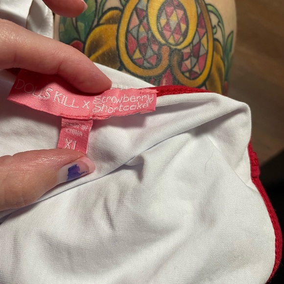 dolls kill x strawberry shortcake tank top - Picture 2 of 2